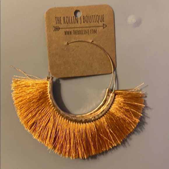Jewelry - Oversized fan fringe earrings.  Mustard in color